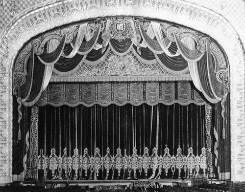 Theater curtain of the Los Angeles Theatre