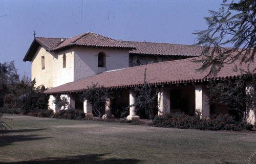 Old Mission Church, San Fernando Mission