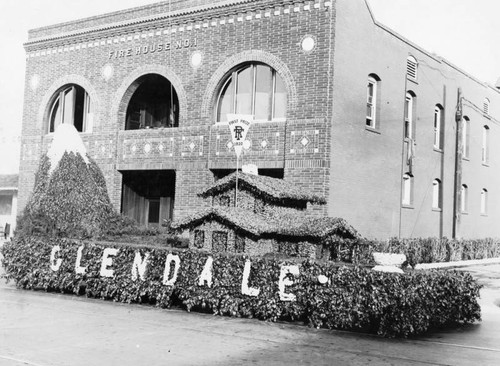 "Glendale" parade float