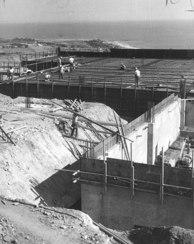 Building construction, Pepperdine College