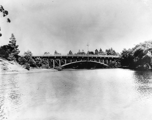 4th Street bridge in Hollenbeck Park — Calisphere