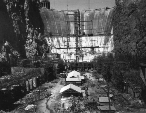 Construction of Hoover Dam