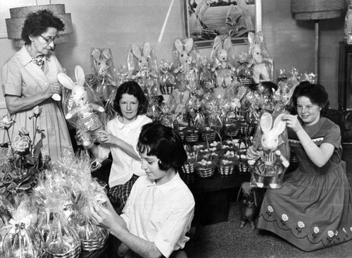 Good neighbor group fills Easter baskets