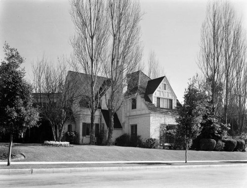 Lily Damita and Erroll Flynn residence