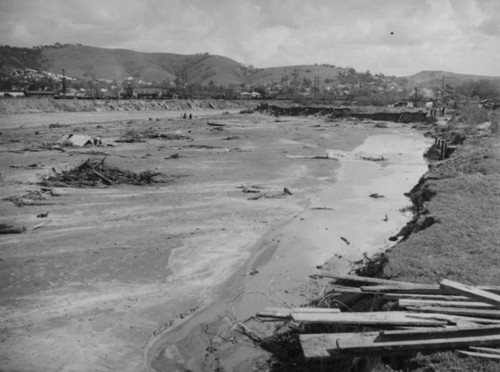 Jagged banks, L.A.River flooding