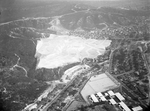 Enchanted Hills, La Can~ada Flintridge, looking east