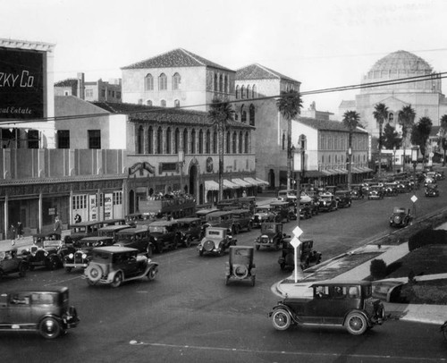 Wilshire Boulevard near Western