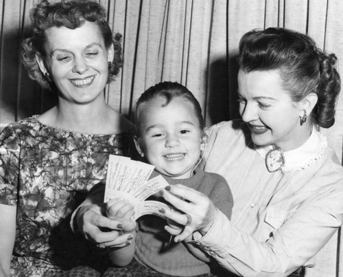 Dale Evans buys benefit tickets