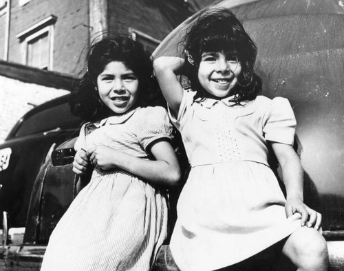 Two young girls, Chávez Ravine