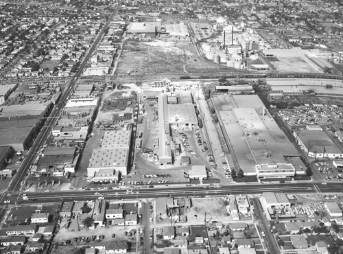 Firestone Boulevard and Otis Avenue, South Gate, looking north