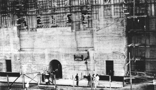 LAPL Central Library construction, north entrance