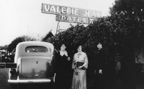 Valerie Jean Dates