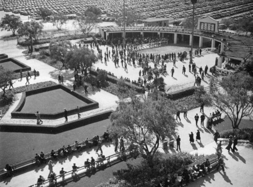 Show stables, Santa Anita Racetrack