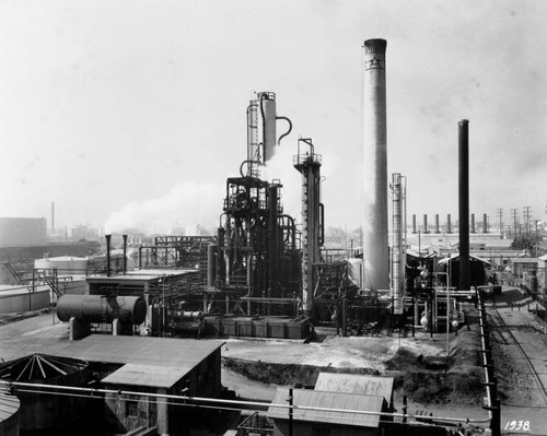 Associated Oil Co., refinery