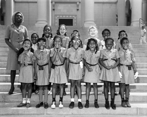 Brownie Girl Scouts visit Los Angeles City Hall