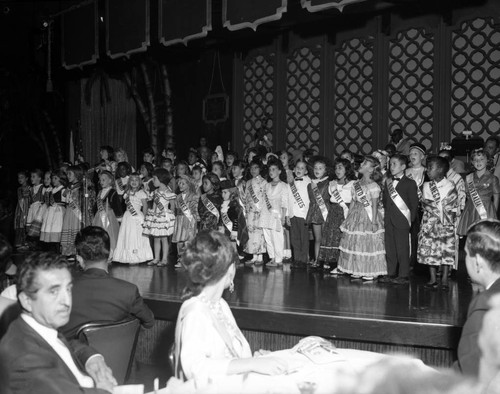 Cinderella Internationale Beauty Pageant 1964