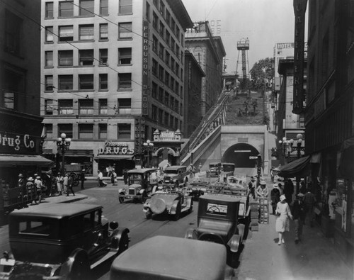 Angels Flight and traffic on 3rd St