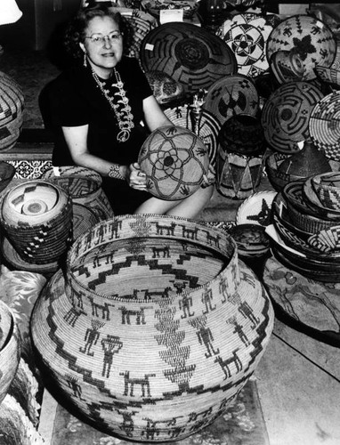 Basket Lady, Monrovia