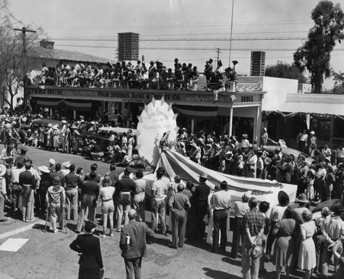 Desert Circus parade