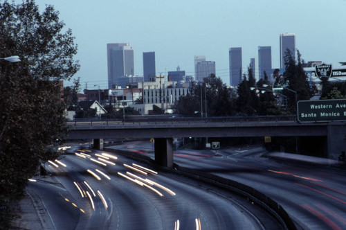 101 Hollywood Freeway, Hollywood