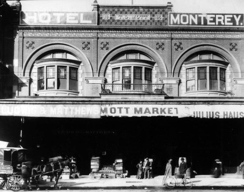 L.A. Chamber of Commerce at T.D. Mott Building