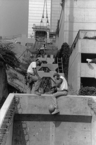 Rebuilding Angels Flight Railroad