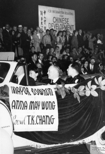 Ann May Wong and Mayor Bowron