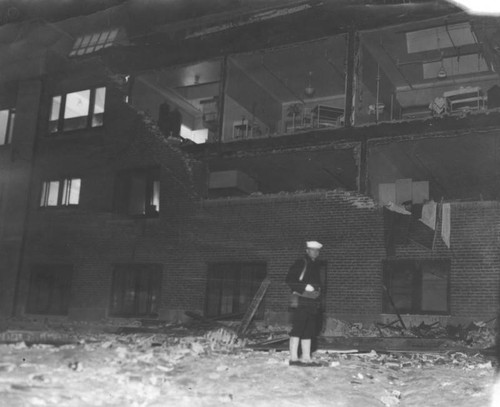 Damage caused to hospital by Long Beach earthquake