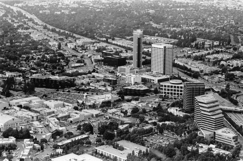 Riverside Drive hi-rises, Burbank, California