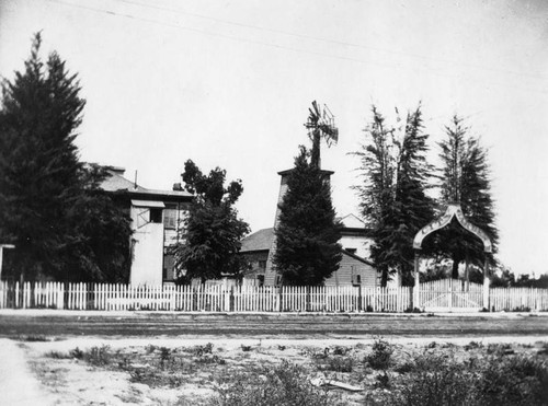 City Gardens on San Pedro Street