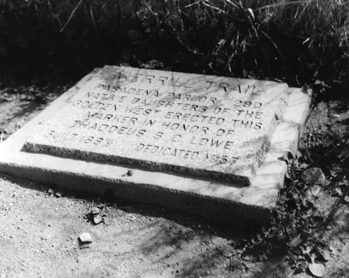 Marker honoring Thaddeus Lowe