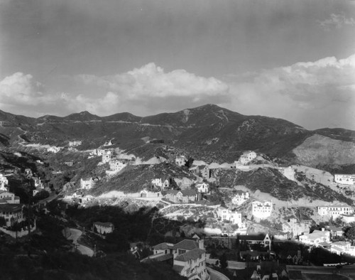 View of Hollywoodland hills