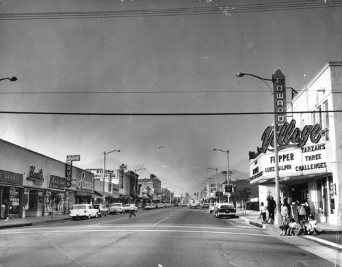 Looking north along Azusa Avenue