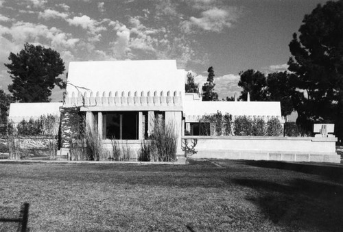 Hollyhock House