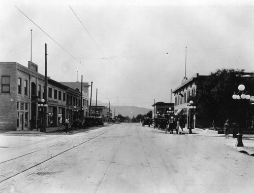 Broadway, Glendale