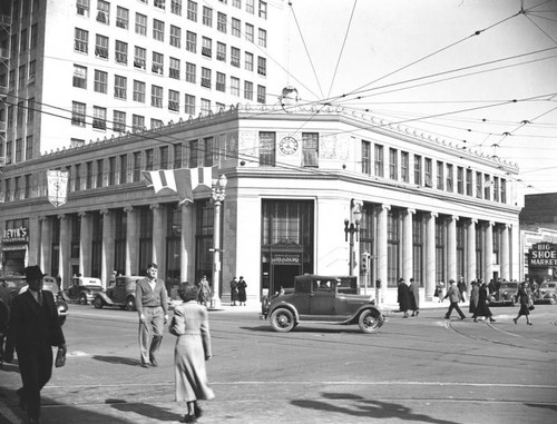 Farmers and Merchants Bank, Long Beach