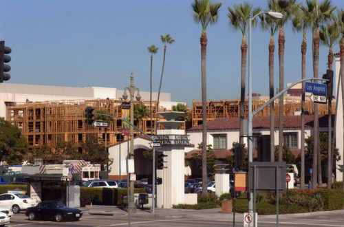 Mozaic apartments and Union Station