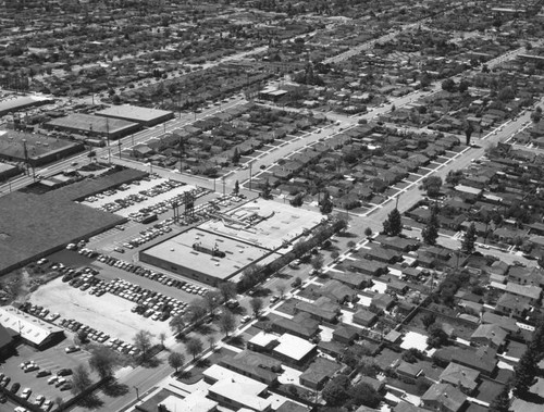 Minneapolis-Honeywell, Missouri and Armacost, looking west