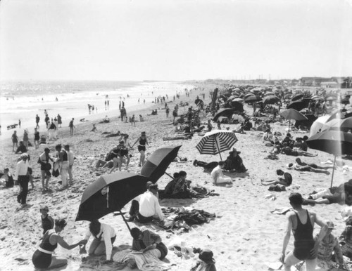 Newport Beach bathers