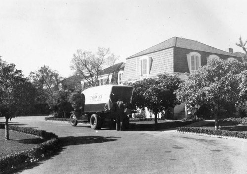 Constance Bennett residence