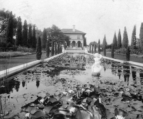 Exterior, unidentified residence, Pasadena