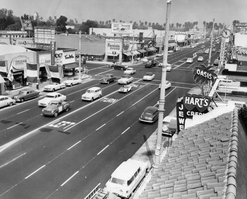 Shadow lanes tried out in Van Nuys