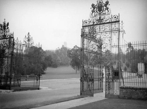 Forest Lawn Cemetery entrance