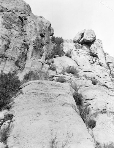 Santa Susana Mountains caves