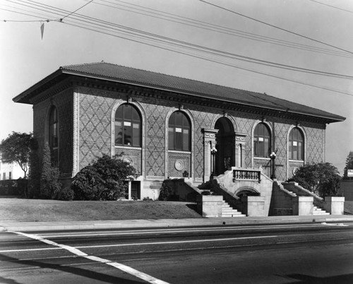 Closeup view of Cahuenga Branch Library