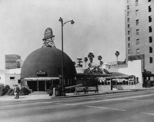 Wilshire Brown Derby