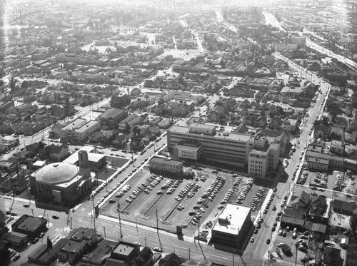 White Memorial Hospital, White Memorial Church, looking south