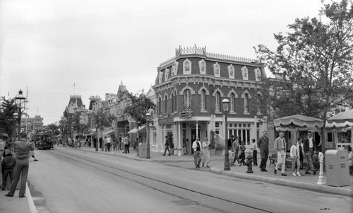 Main Street, Disneyland