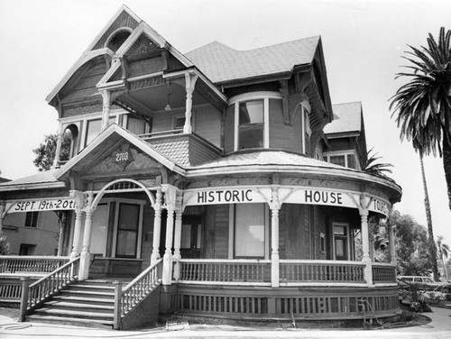 Residence on Hoover Street