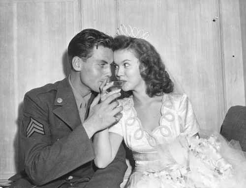 Newlyweds, Shirley Temple and Sgt. John Agar, Jr